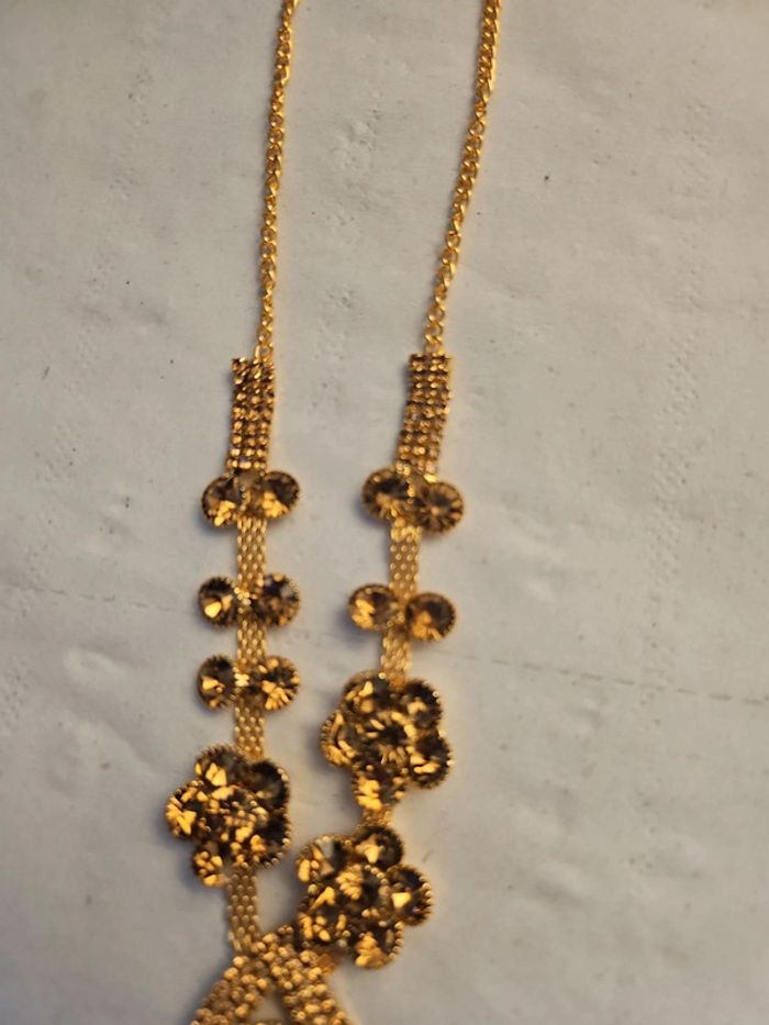 Collier fete - photo numéro 2