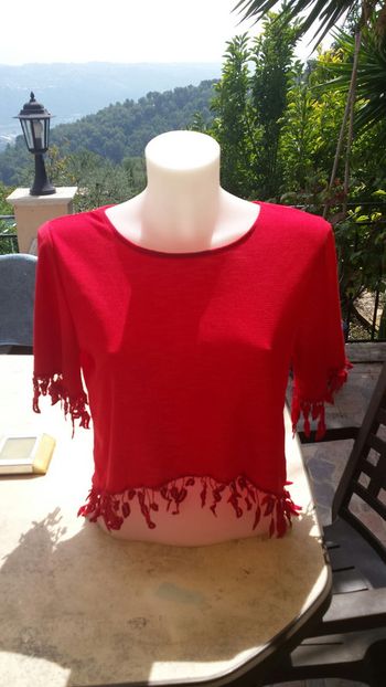 Haut rouge à franges 38/40