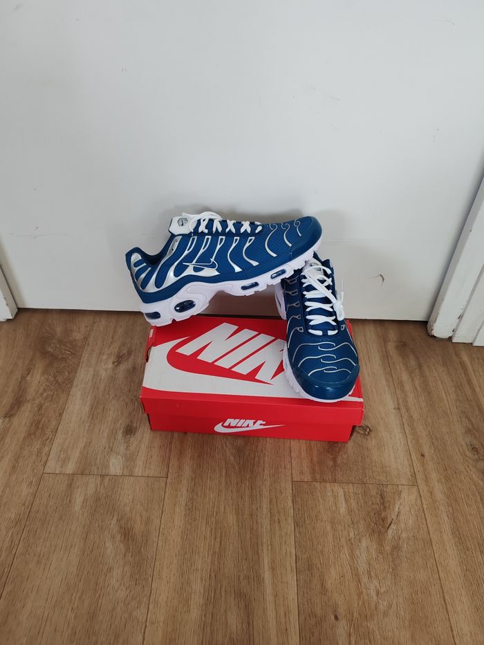 Basket tn taille 41 au 46 prix 55€