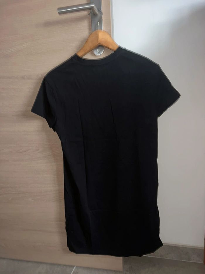 Robe T-shirt Bershka Taille 34 - photo numéro 5