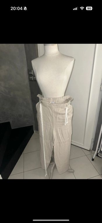 Pantalon beige fluide fermeture corde blanche ceinture