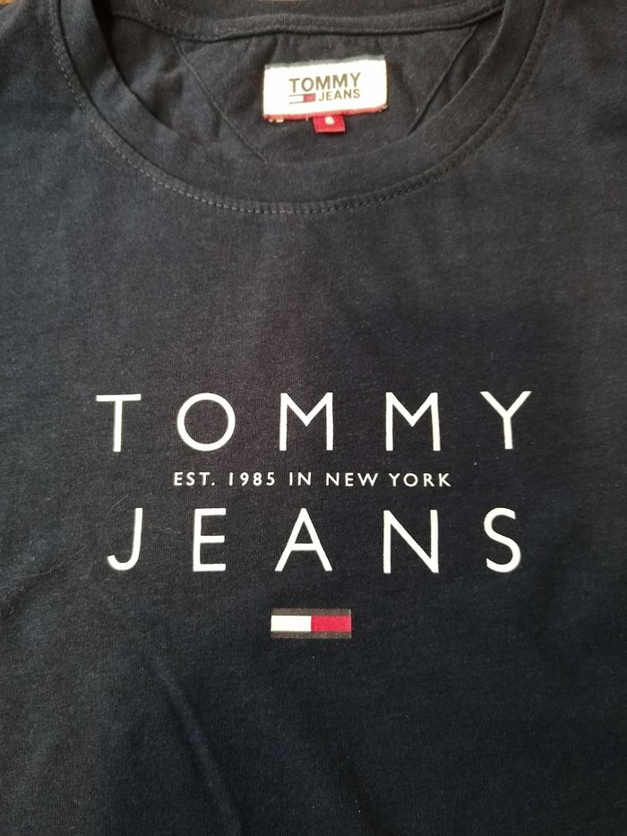 T shirt femme taille S Tommy jeans - photo numéro 2