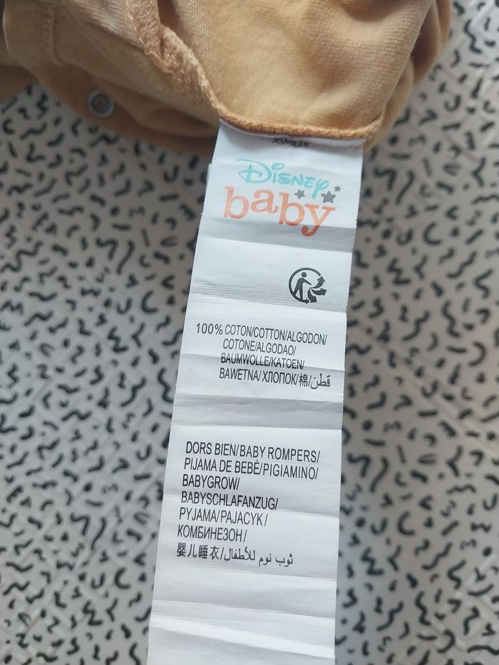 Pyjama Disney Baby Mickey 3 mois “Cute as Mickey” - photo numéro 5
