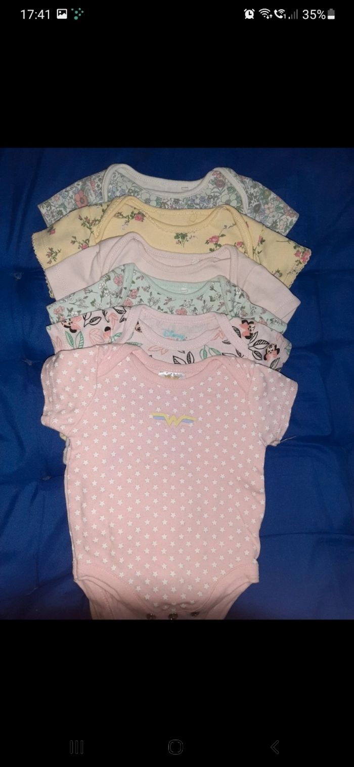 Lot de 5 bodies fille 3 mois (lot n°39)