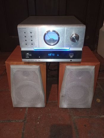 Chaîne Hi-Fi Scott MDX i75WS + 2 enceintes bois
