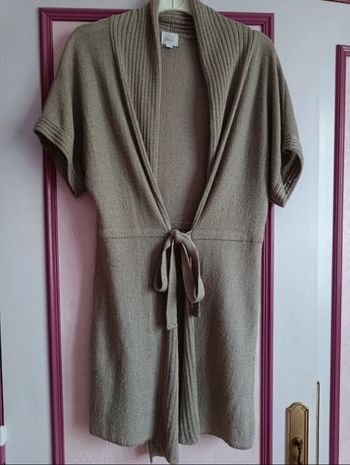 Gilet beige long sans manches T.3 (42)