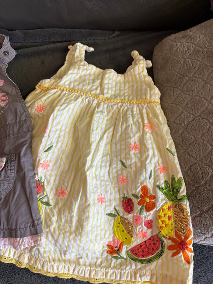 Lot de 3 robes en 18 mois - photo numéro 2