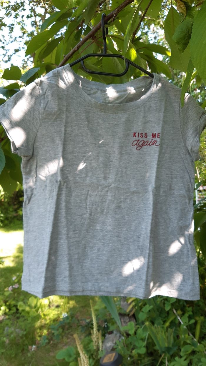 Lot 2 t shirts - photo numéro 4