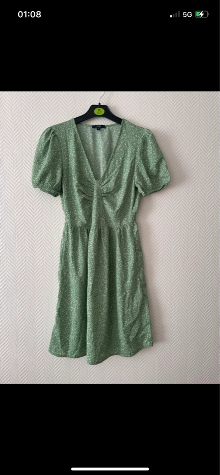 Robe fleurie verte