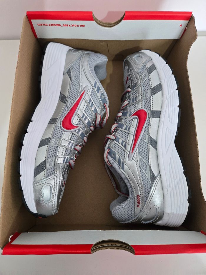 Nike p6000 taille 35 neuves gris argenté rouge neuves - photo numéro 7
