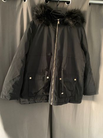 Manteau noir KIABI femme taille XL (46-48) – Élégant, chaud et en parfait état !