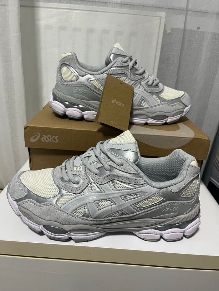 Asics Gel Nyc Gris Taille 42 Neuf