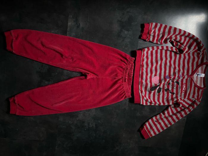 Pyjama velours Minnie 6/7 ans C&A - photo numéro 5