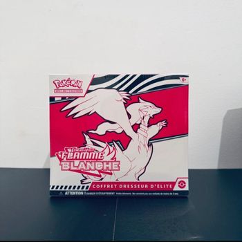Coffret dresseur d’élite flamme blanche ev10.5