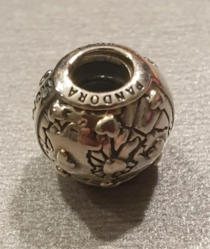 Charm club 2018 diamant pandora neuf - photo numéro 5