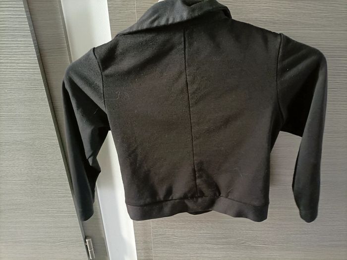 Gilet/veste sweat taille 8 ans - photo numéro 2