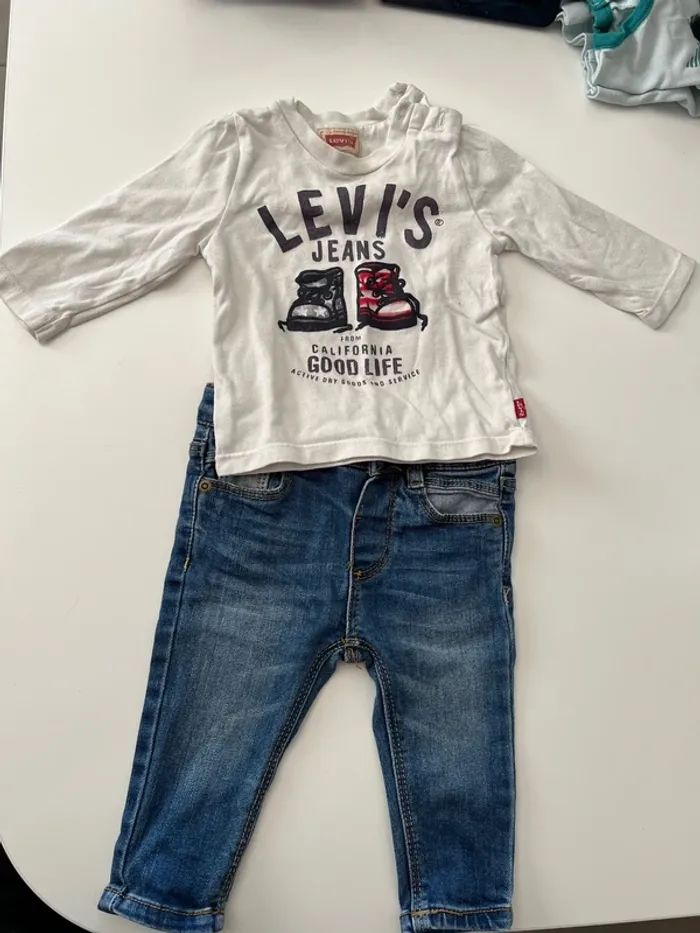 Ensemble Levi’s / Zara bébé garçon – 6 mois (haut + jean)