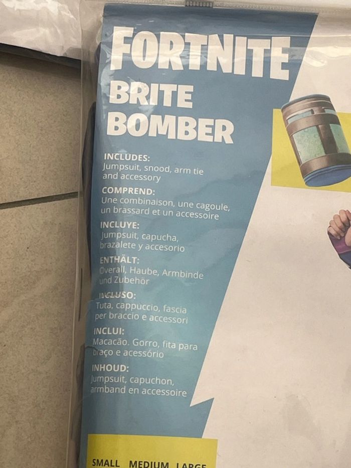 Déguisement fille ados Fortnite Brite Bomber neuf - photo numéro 2