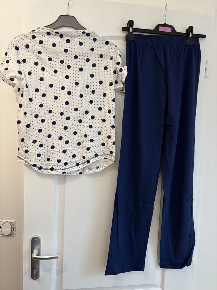 Pyjama - photo numéro 2