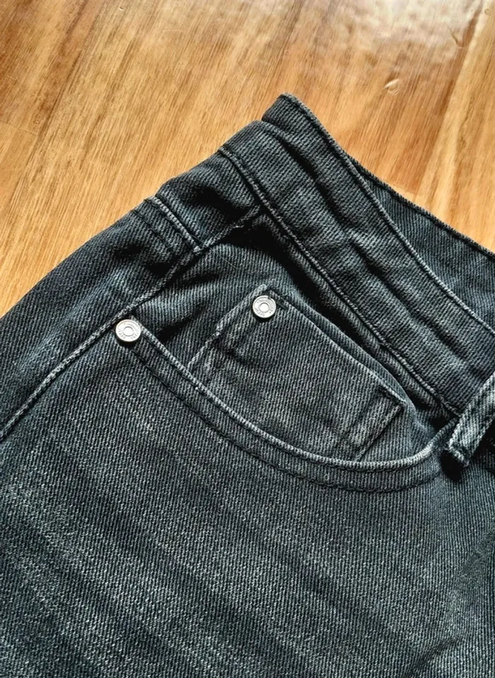 Jean droit taille haute Missguided Noir délavé taille 38 - photo numéro 6