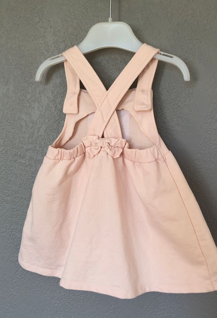 Robe Disney X Primark 6-9 mois - photo numéro 2