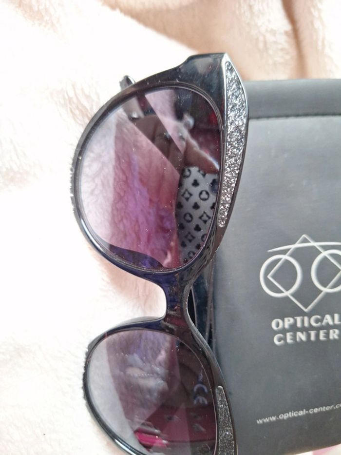 Lunettes de soleil neuves - photo numéro 2