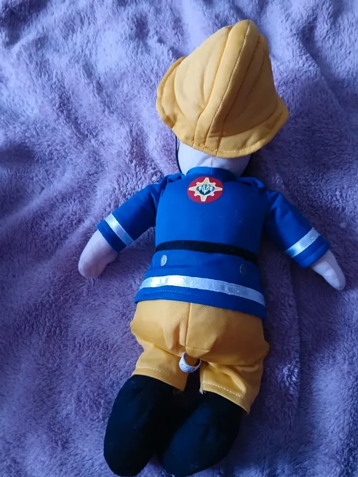 Peluche Sam le pompiers - photo numéro 2