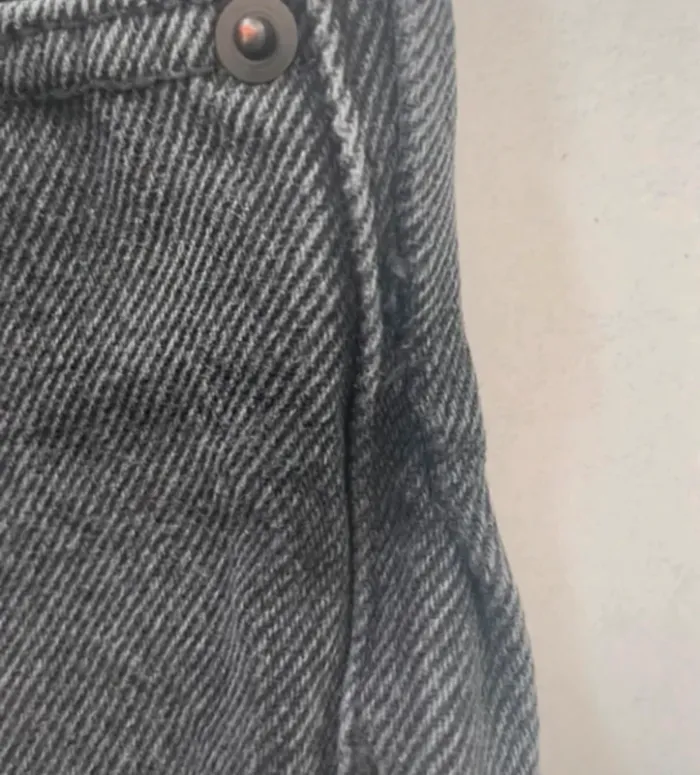 Short jeans noir - photo numéro 2