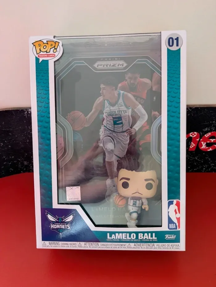 Funko Pop NBA Tim Duncan dans sa boîte - photo numéro 4