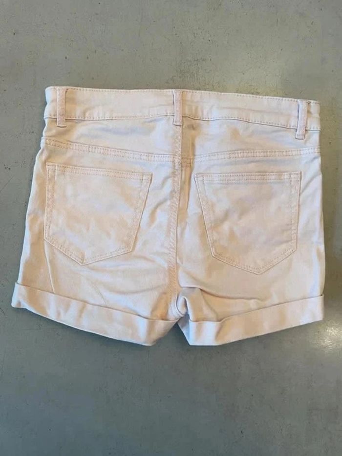 Short rose pale H&M 10-11 ans - photo numéro 2