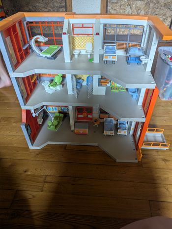 Hôpital playmobil