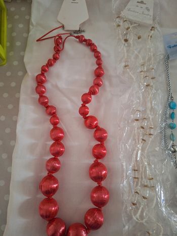 Lot de collier