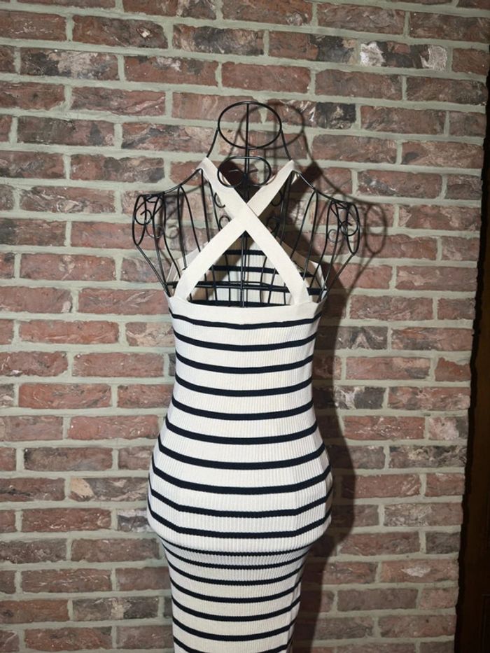 Robe longue rayée Bershka Taille M / 38 , dos croisé et fente - photo numéro 14