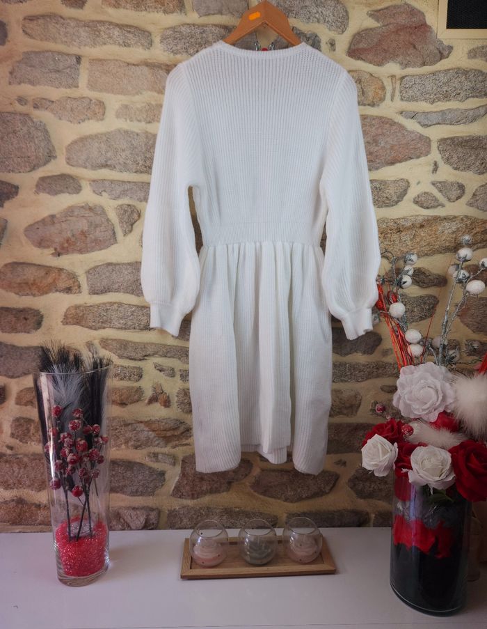 Robe pull en tricot manches lanternes blanc Femme taille 52 marque Boohoo 💎 - photo numéro 3