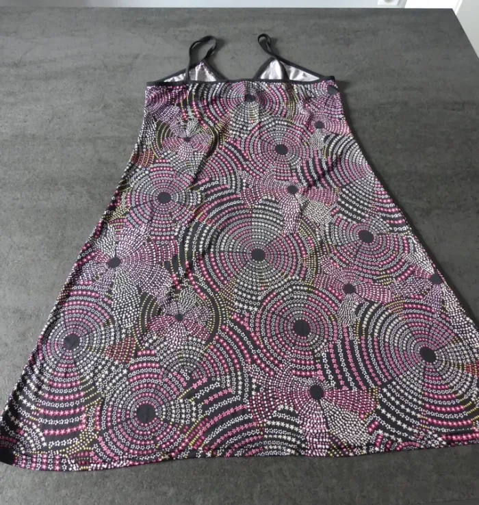 Robe Jennyfer taille L - photo numéro 6