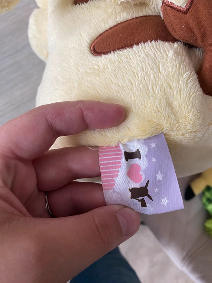 Grande peluche pikachu pastel - photo numéro 5