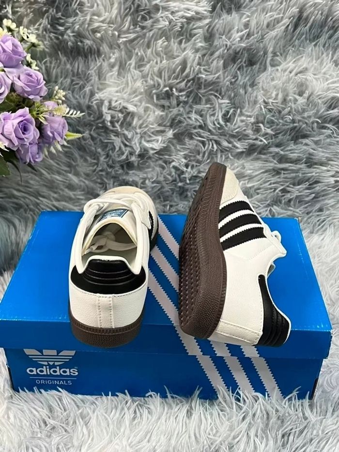 Adidas SAMBA OG Taille 40 - photo numéro 4