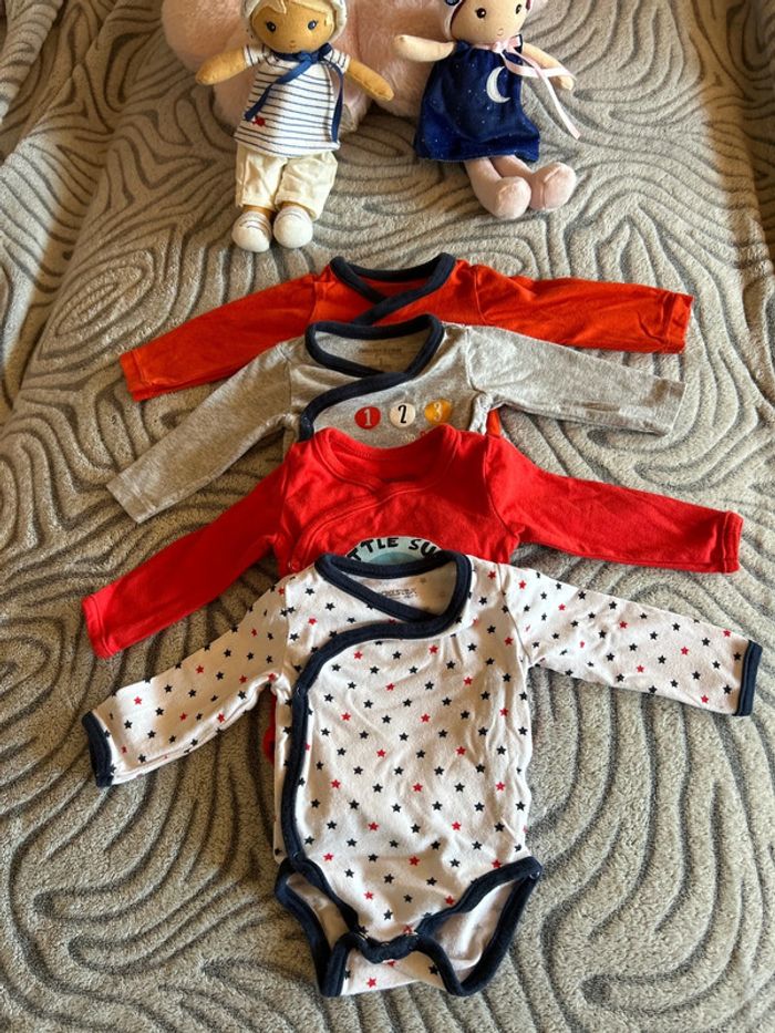Lot de 4 bodys manches Longues 1 mois