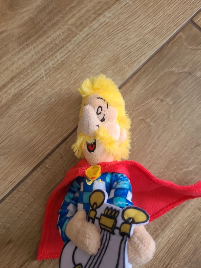 Peluche Assurancetourix - photo numéro 2