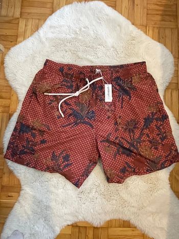 Short de bain bordeaux fleuri taille M goldenpoint