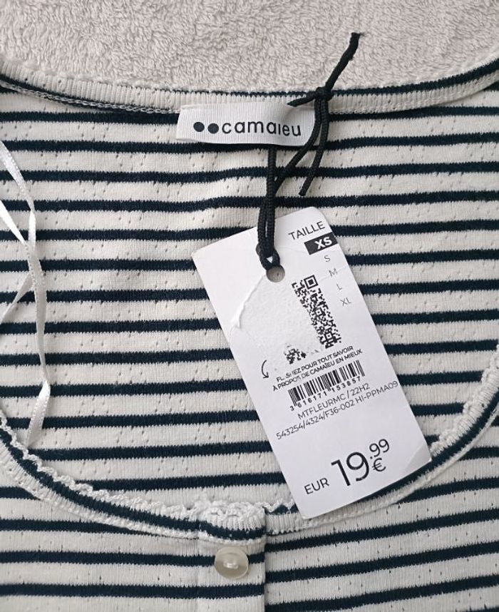 Haut camaïeu neuf en XS