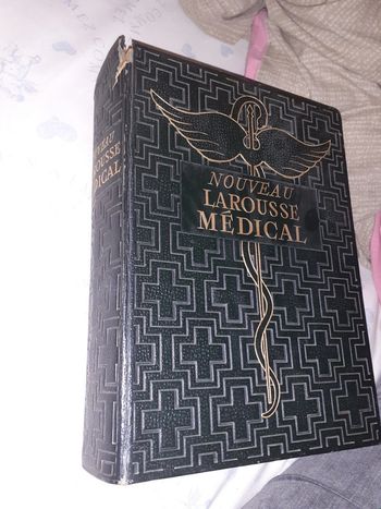 Nouveau larousse médical 1952