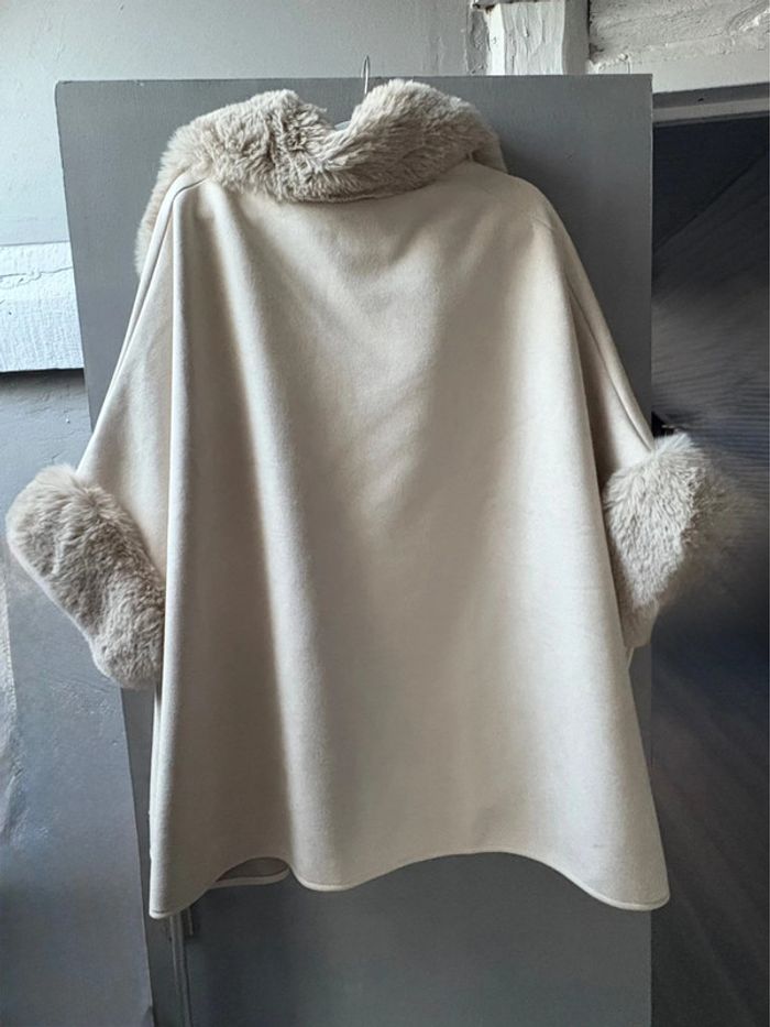 Cape beige taille unique - photo numéro 5