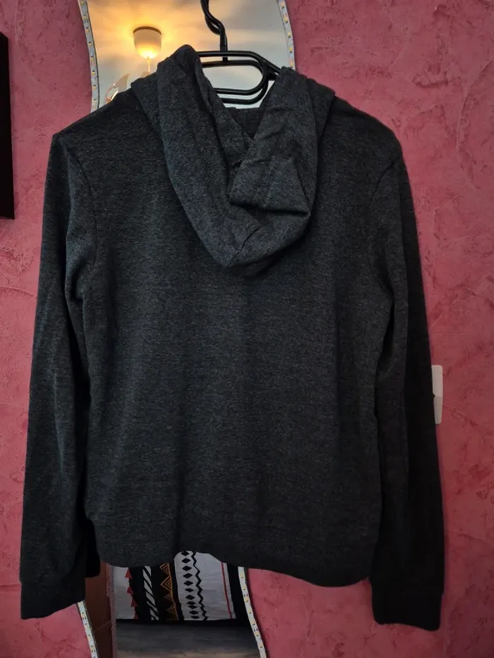 Veste à capuche - photo numéro 4