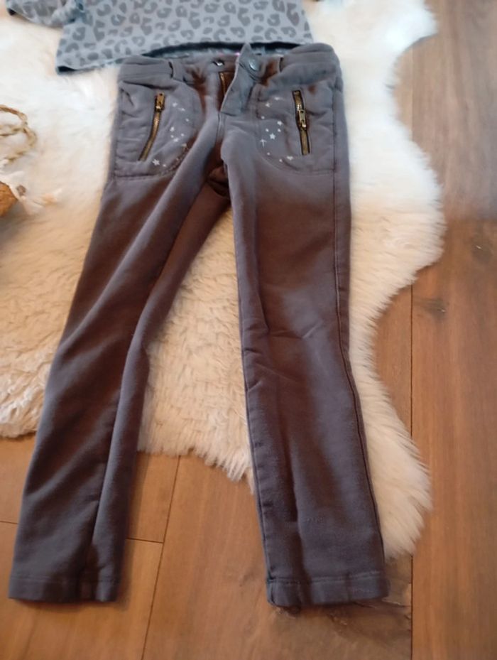 Tenue fille 4/5 ans Disney roi lion 🦁+ bas ikks - photo numéro 6