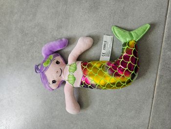 Peluche sirène multi couleurs