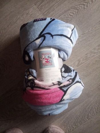 Grand plaid stitch Disneyland Paris neuf