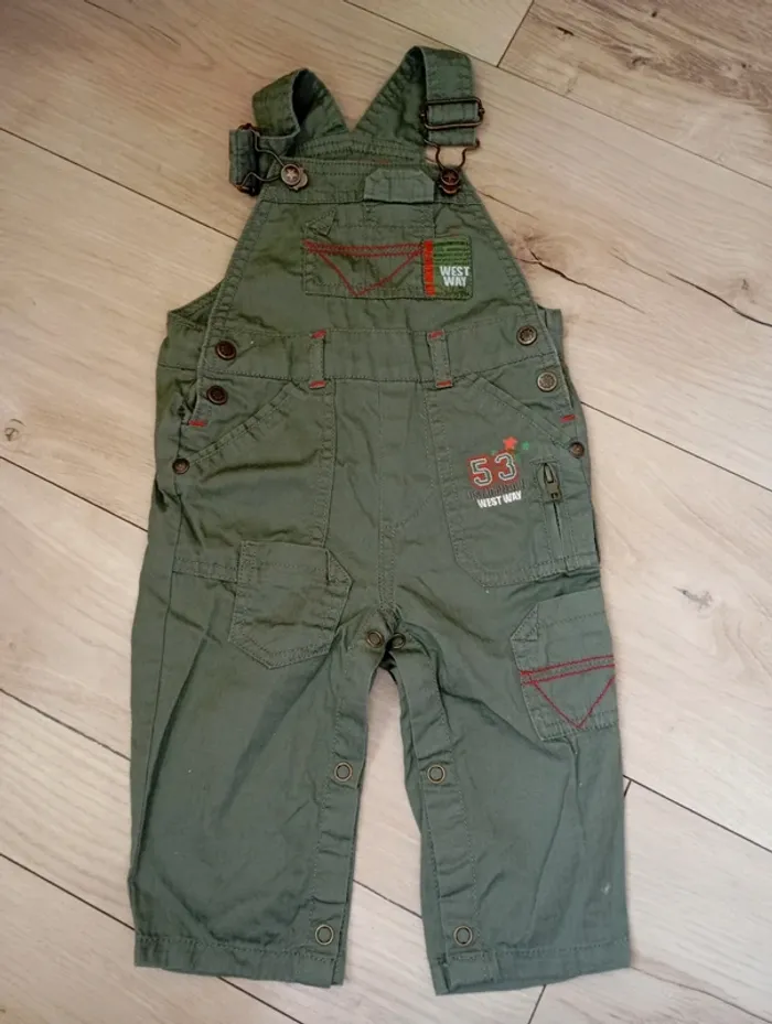 Lot vêtements taille 12 mois - photo numéro 3