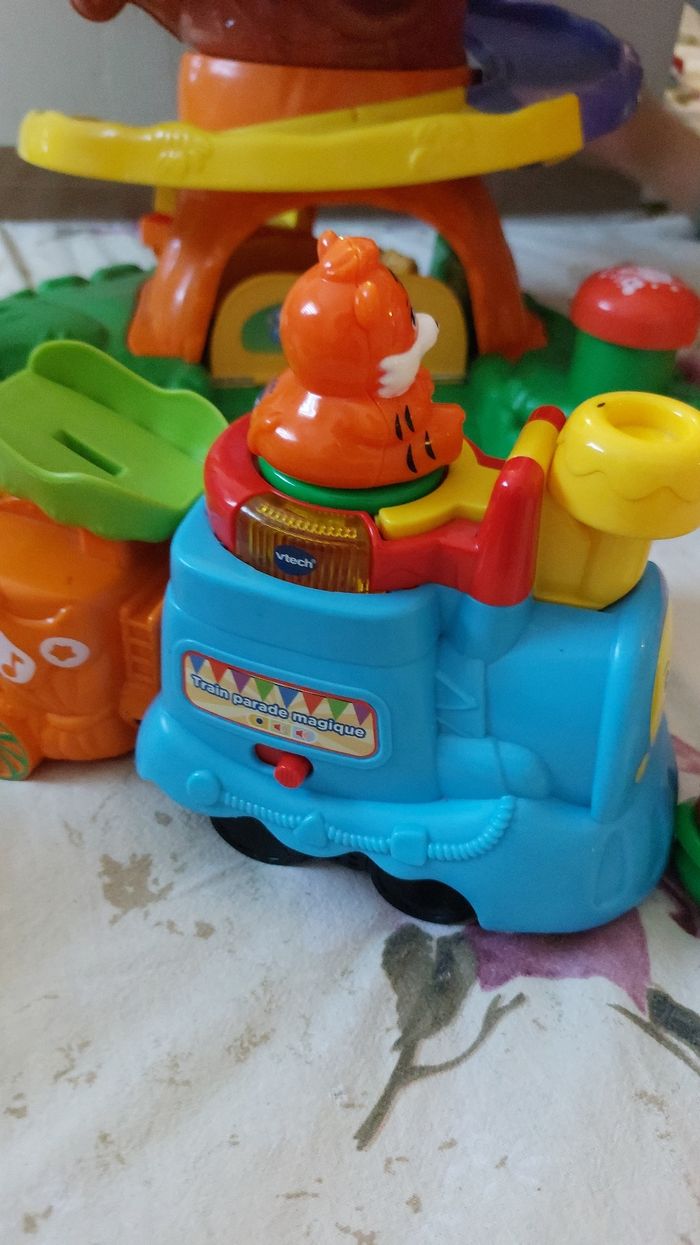 Arbre train et personnages zoomizooz - photo numéro 8