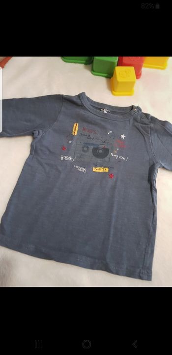T.shirt bébé taille 6 mois